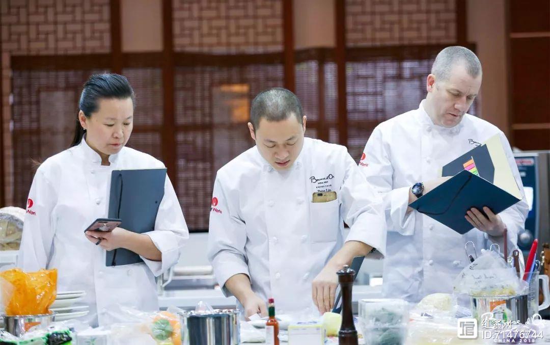 2018年担任博古斯世界烹饪大赛中国区选拔赛裁判 (2).jpg
