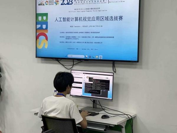 c0c9b4e5-3bc1-424d-aec0-ff2b71f05ac7.jpg c0c9b4e5-3bc1-424d-aec0-ff2b71f05ac7.jpg